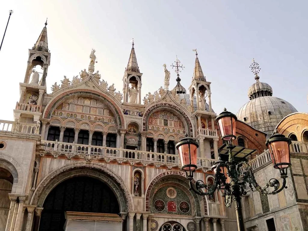Vaporetto Line 5 in Venice: Stops, Schedules, and Info